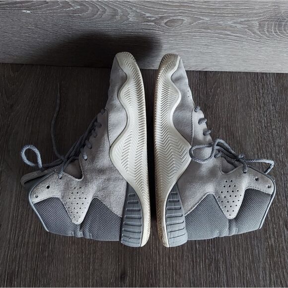 Adidas Big Kids Size 5.5 Tubular Instinct gray charcoal solid grey white S76171 - Picture 7 of 10